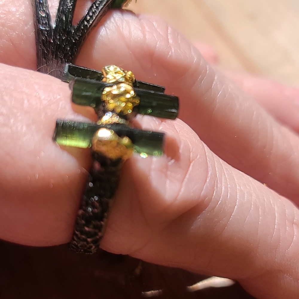 Triple green tourmaline & sterling & gold ring sz 7.5 - Picture 11 of 13